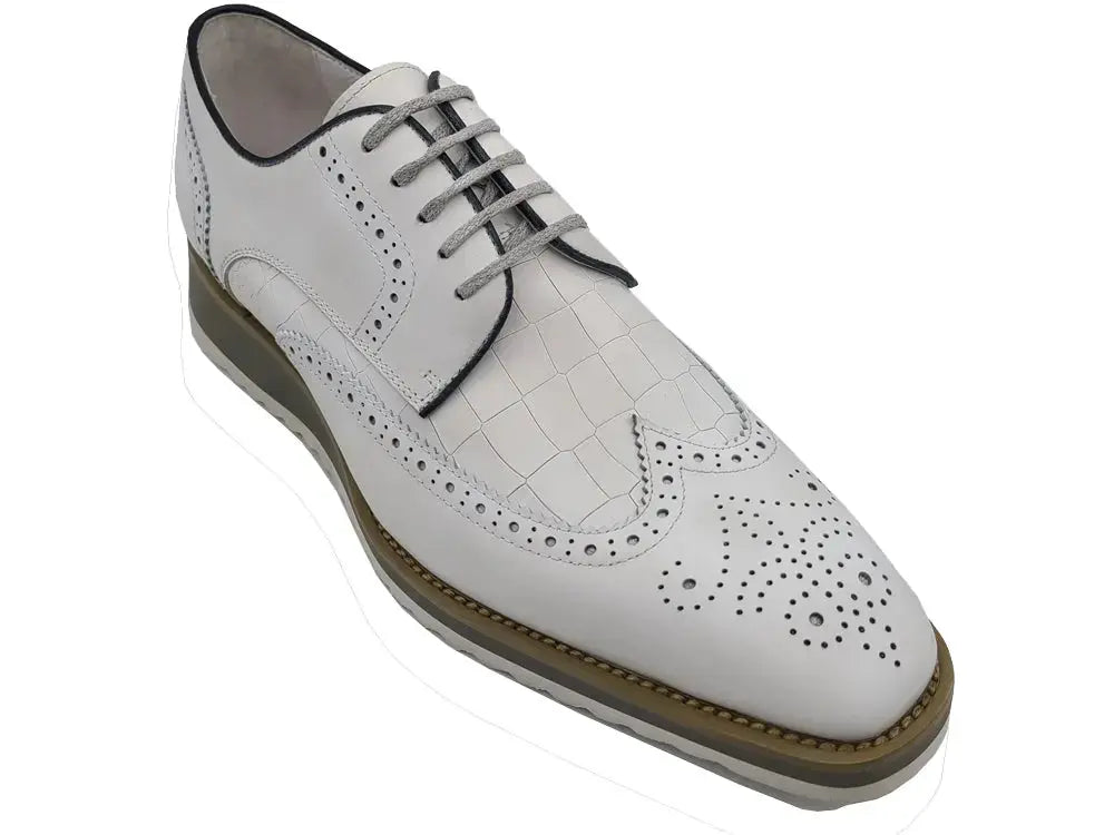 Carrucci White Lace-Up Oxford Shoe