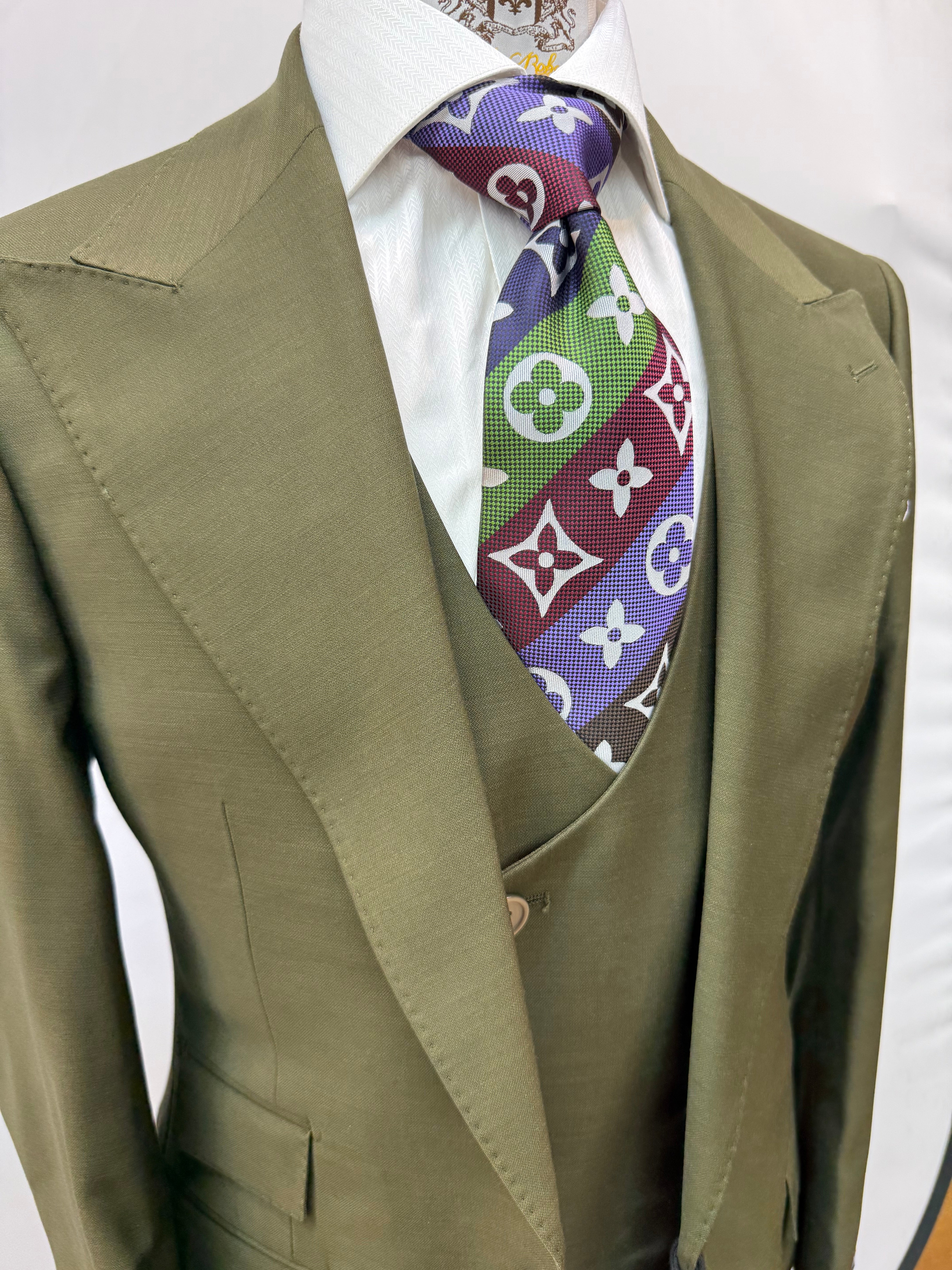 Tiglio 3pc Olive Suit