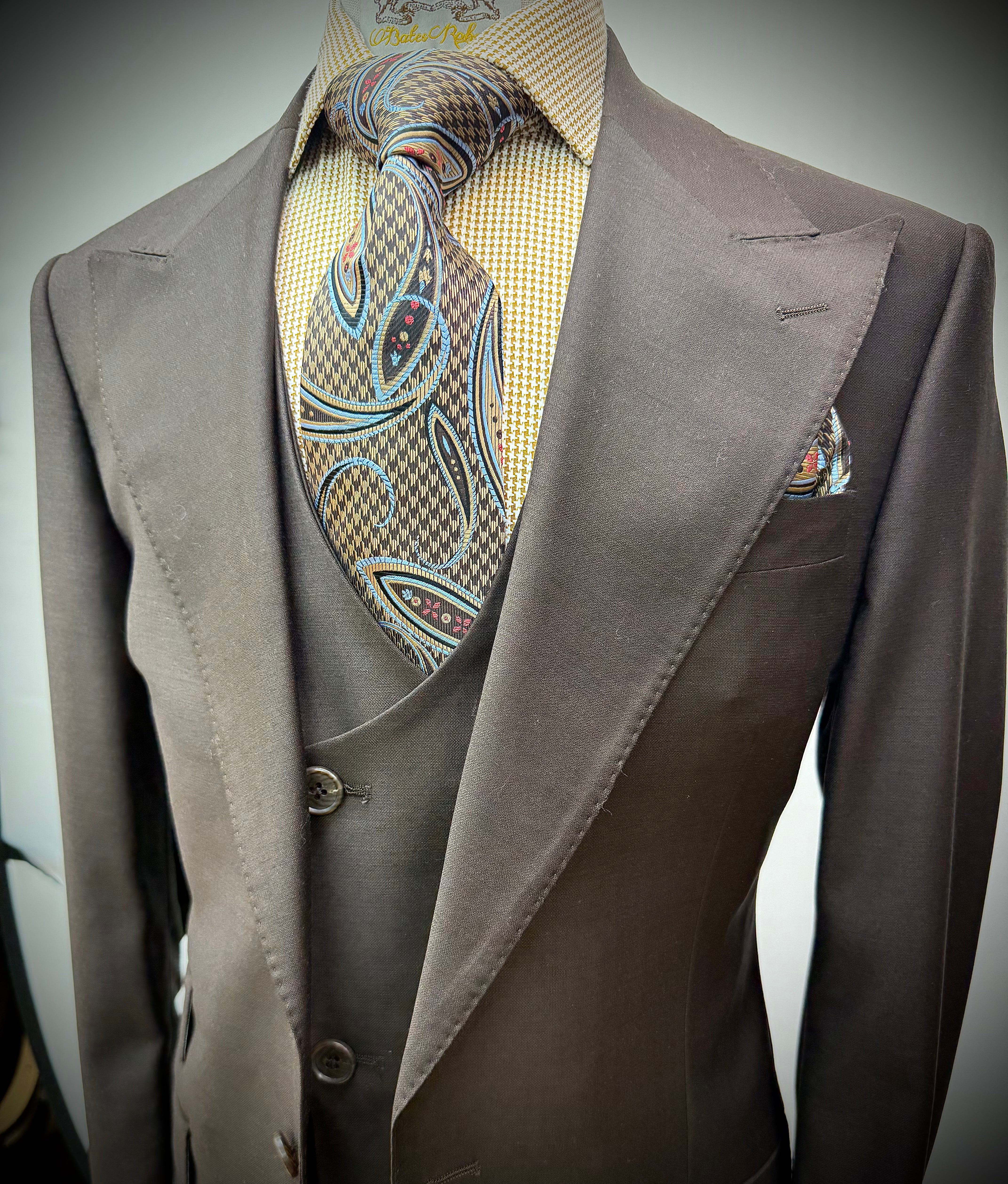 Tiglio Suit Brown