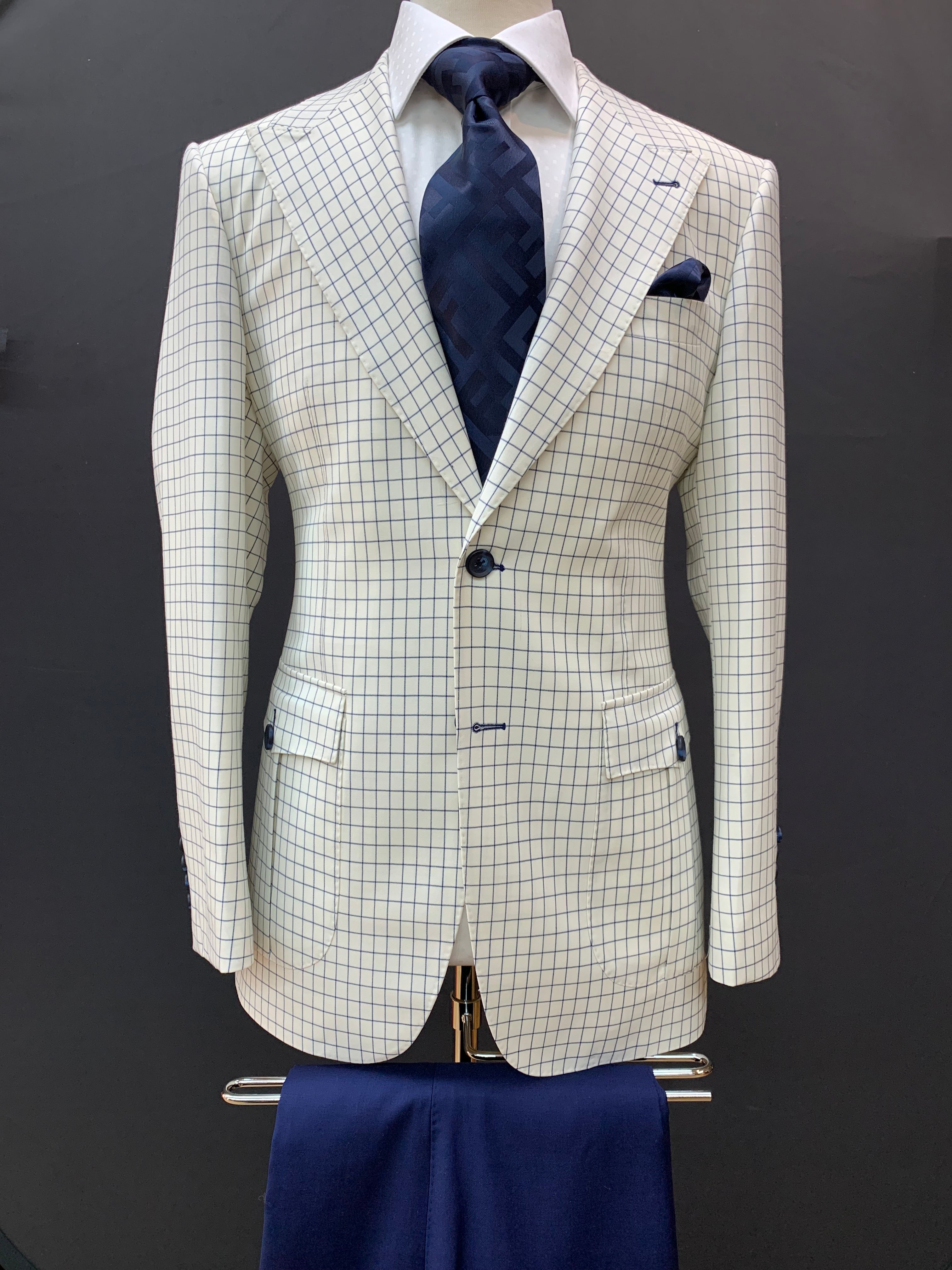 Stitch by Stitch Off White/Navy Checkered w/Navy Pant