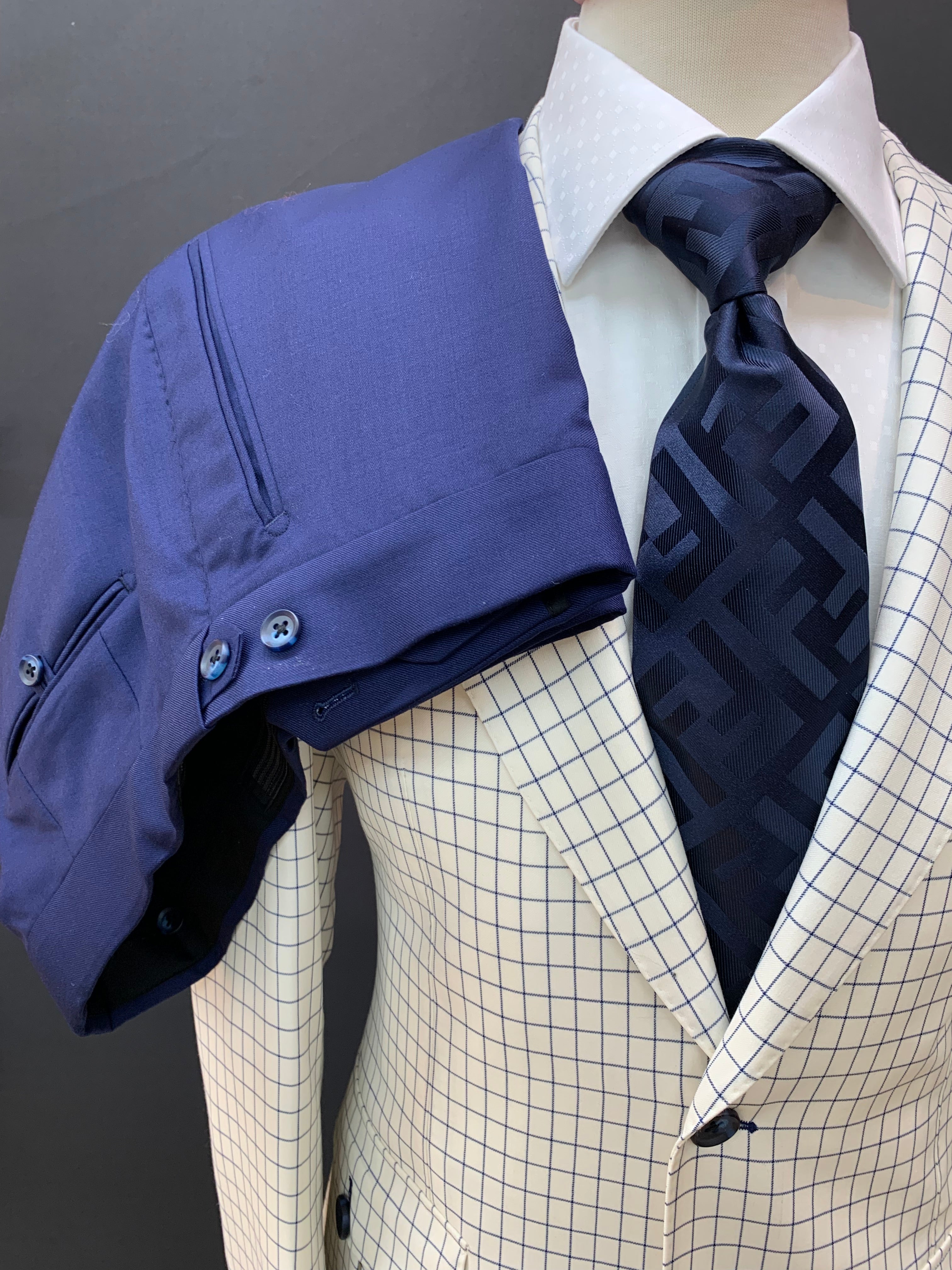 Stitch by Stitch Off White/Navy Checkered w/Navy Pant