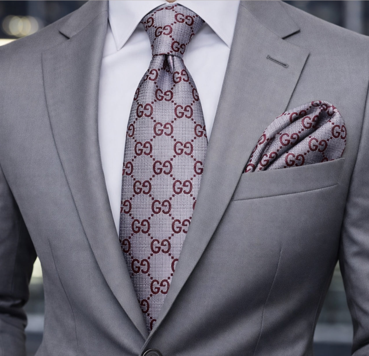 SILVER/BURGUNDY TIE