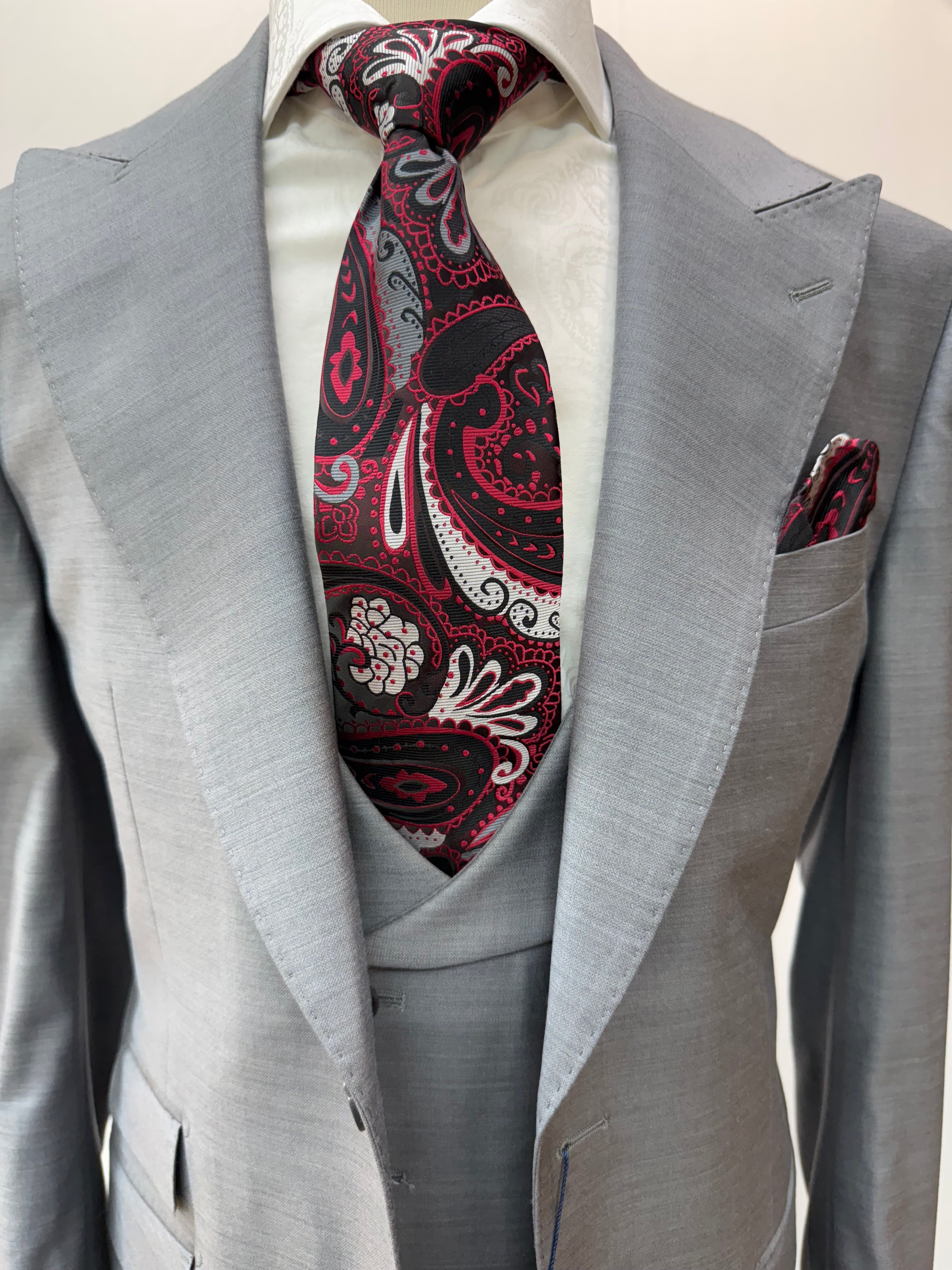 Berragamo Medium Gray 3Pc Suit