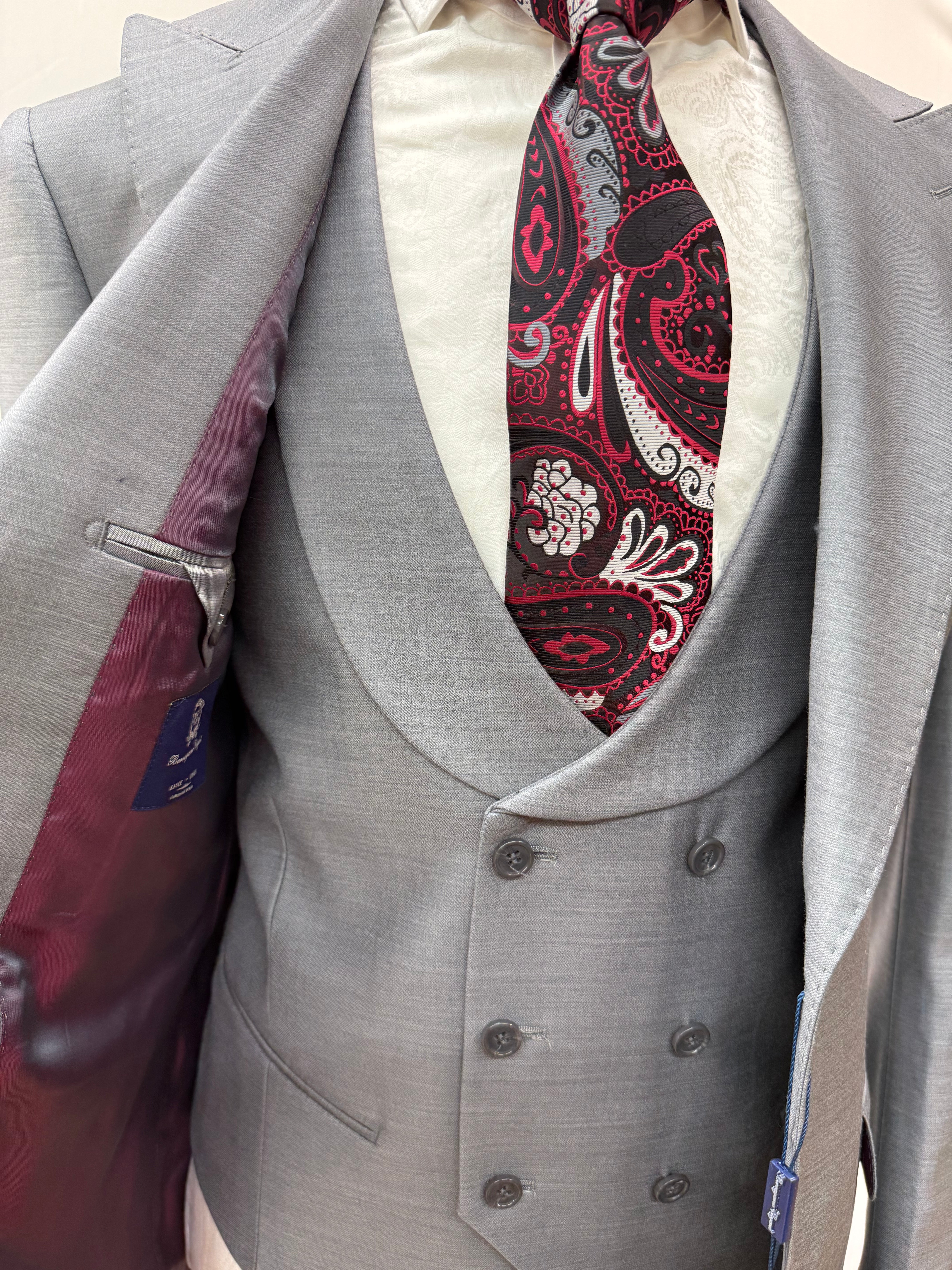 Berragamo Medium Gray 3Pc Suit