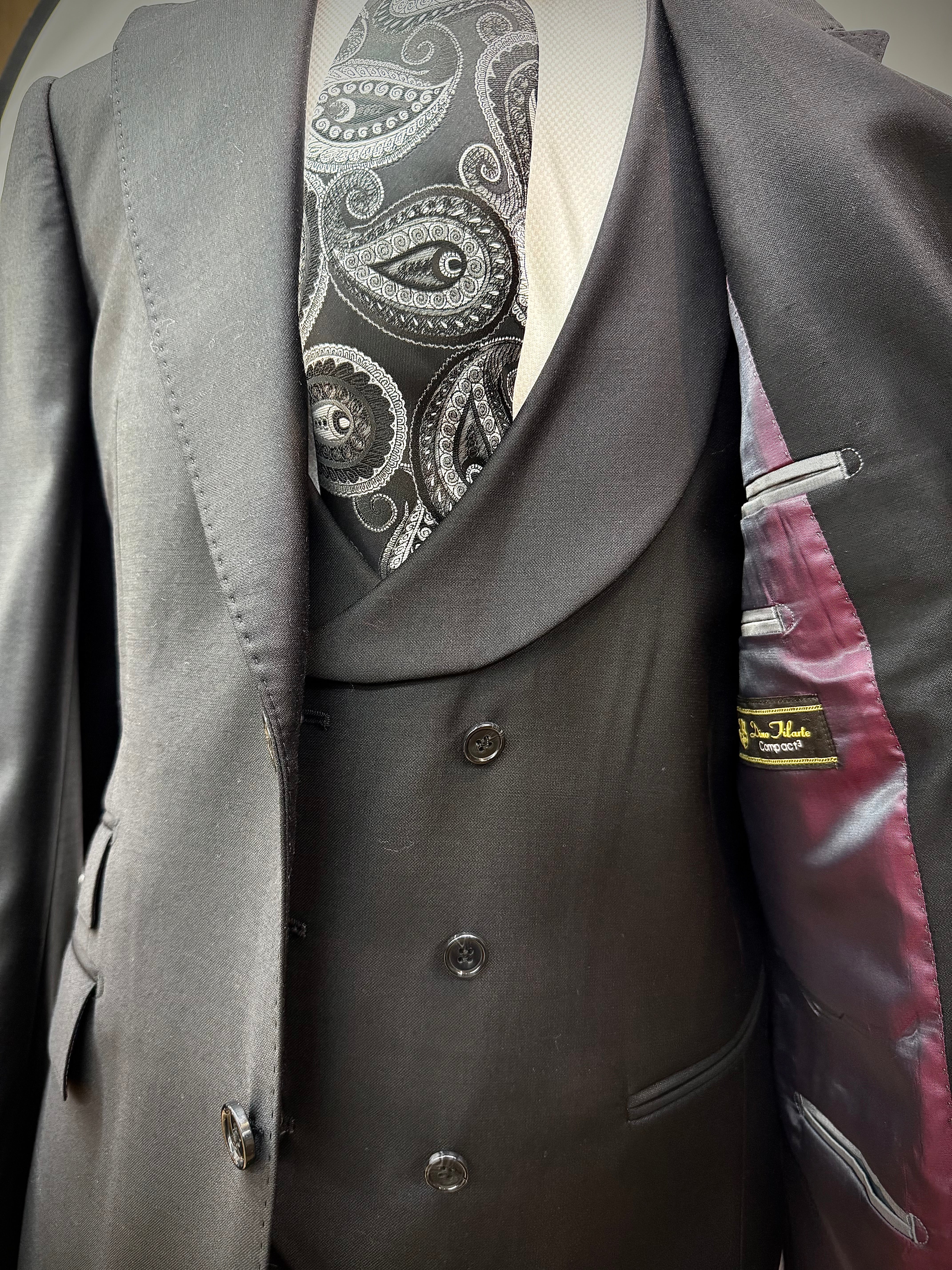 Berragamo Black 3pc Suit