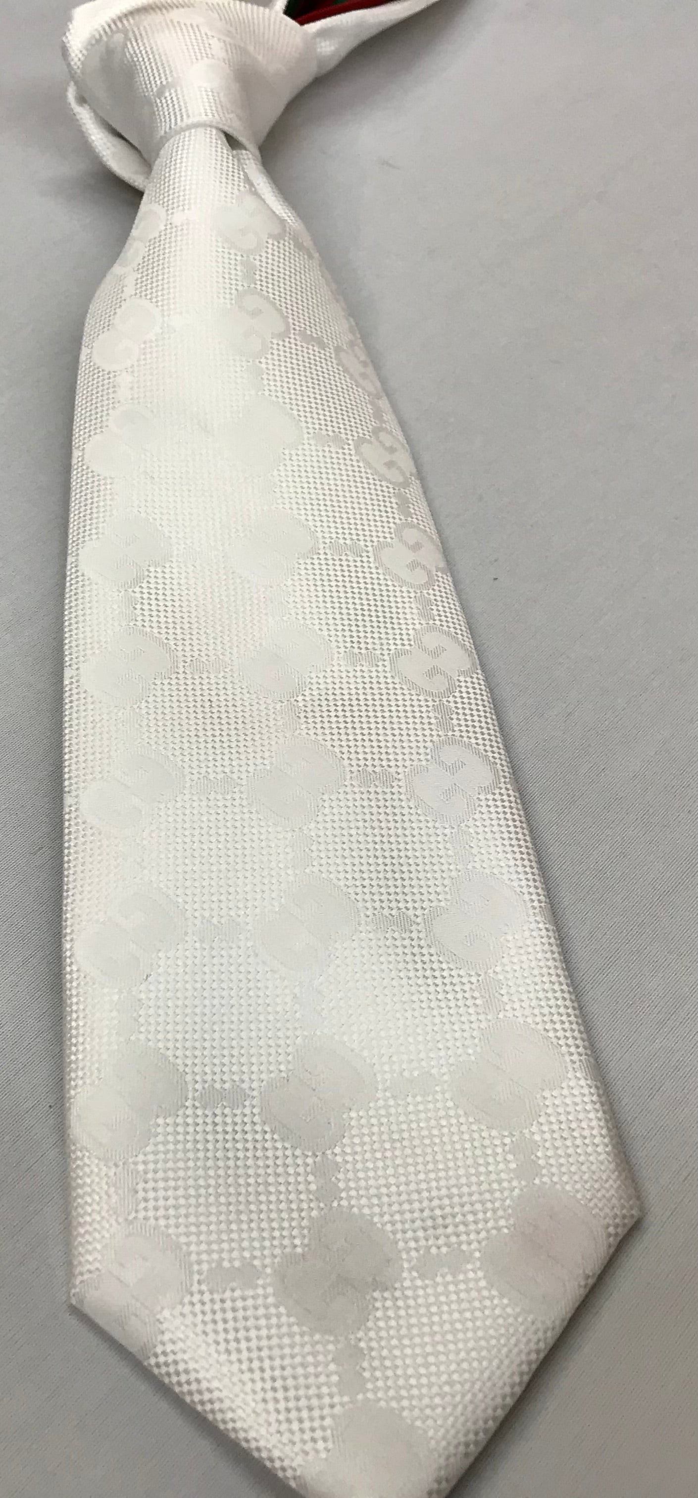 Gucci White Tone on Tone Tie