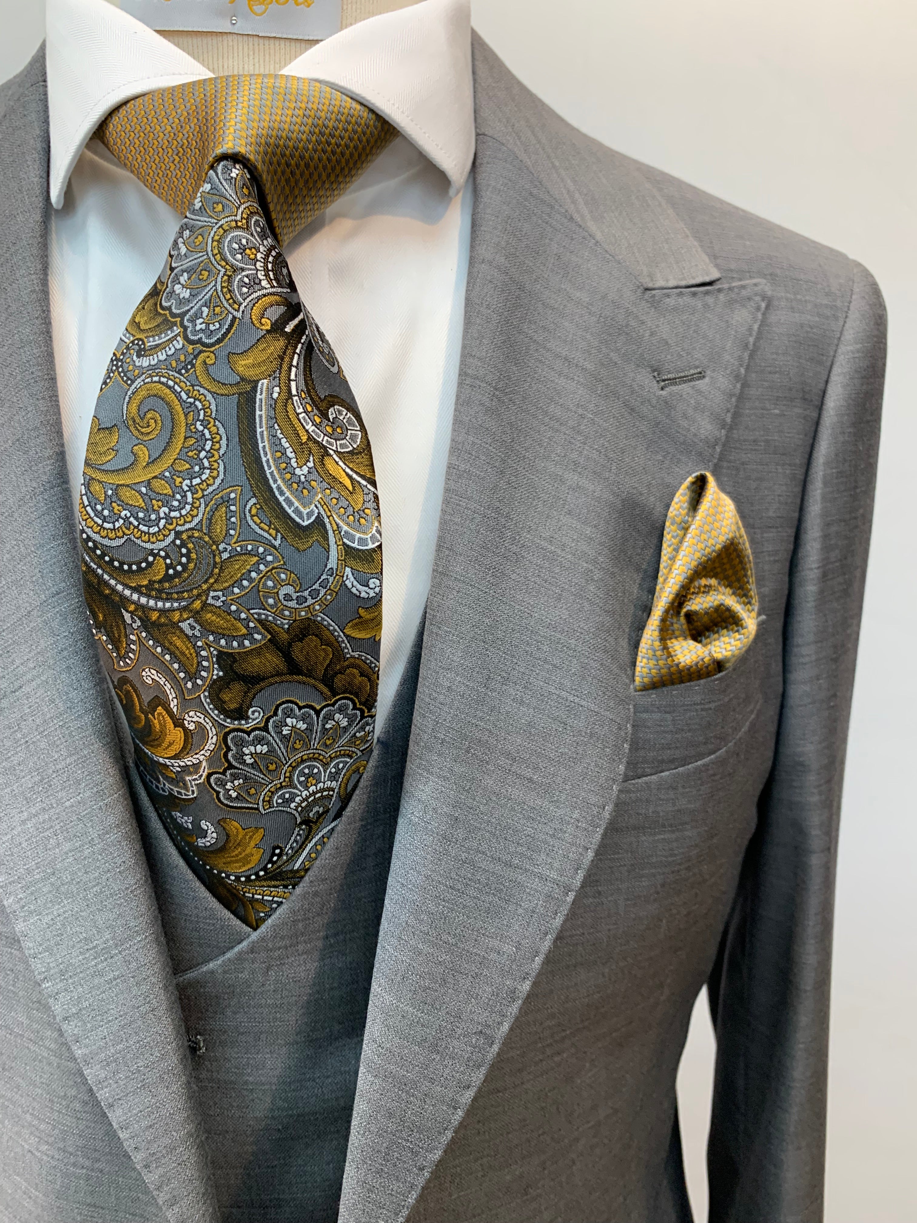 Tiglio Solid Gray 3pc Suit
