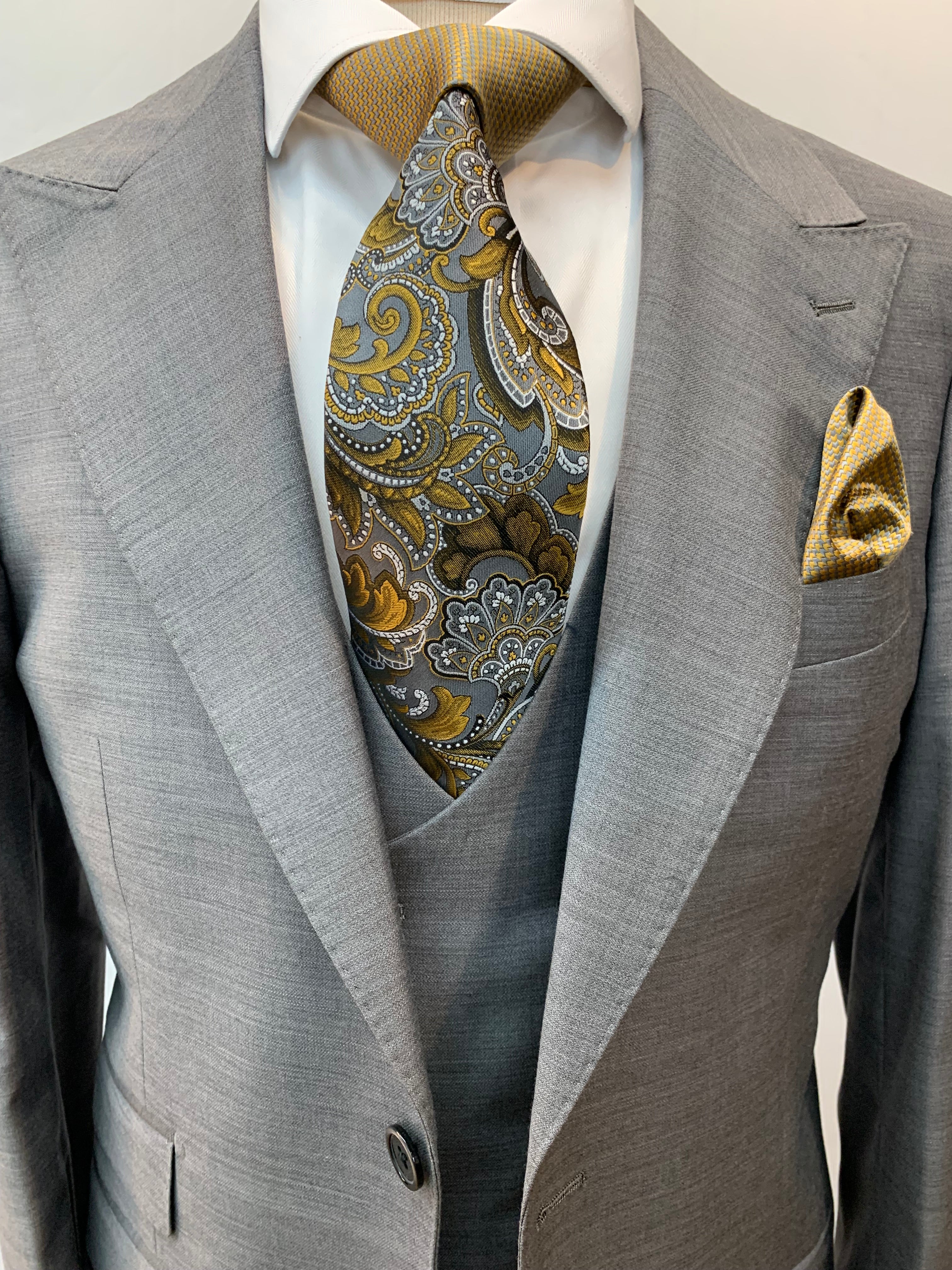 Tiglio Solid Gray 3pc Suit