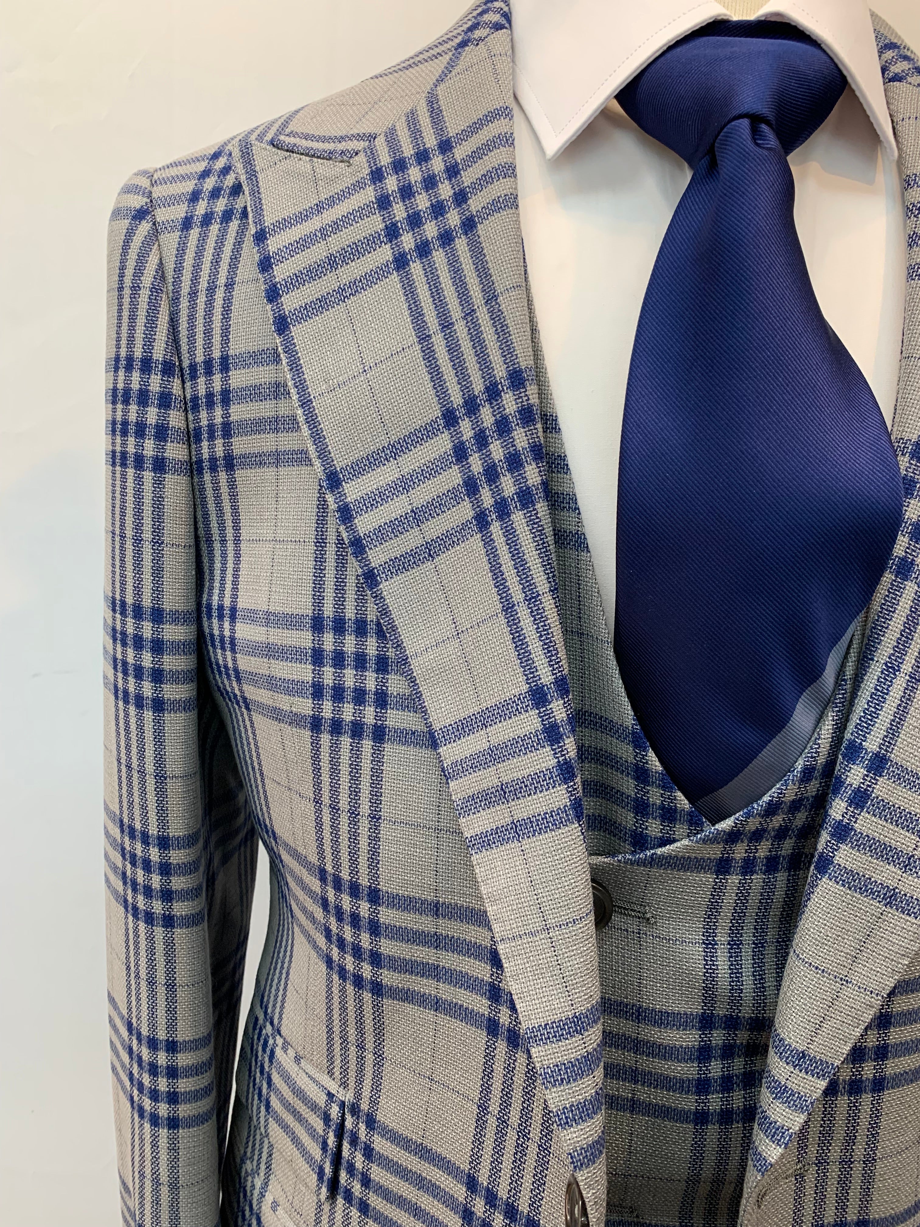 Tiglio Gray/Blue Plaid 3pc Suit