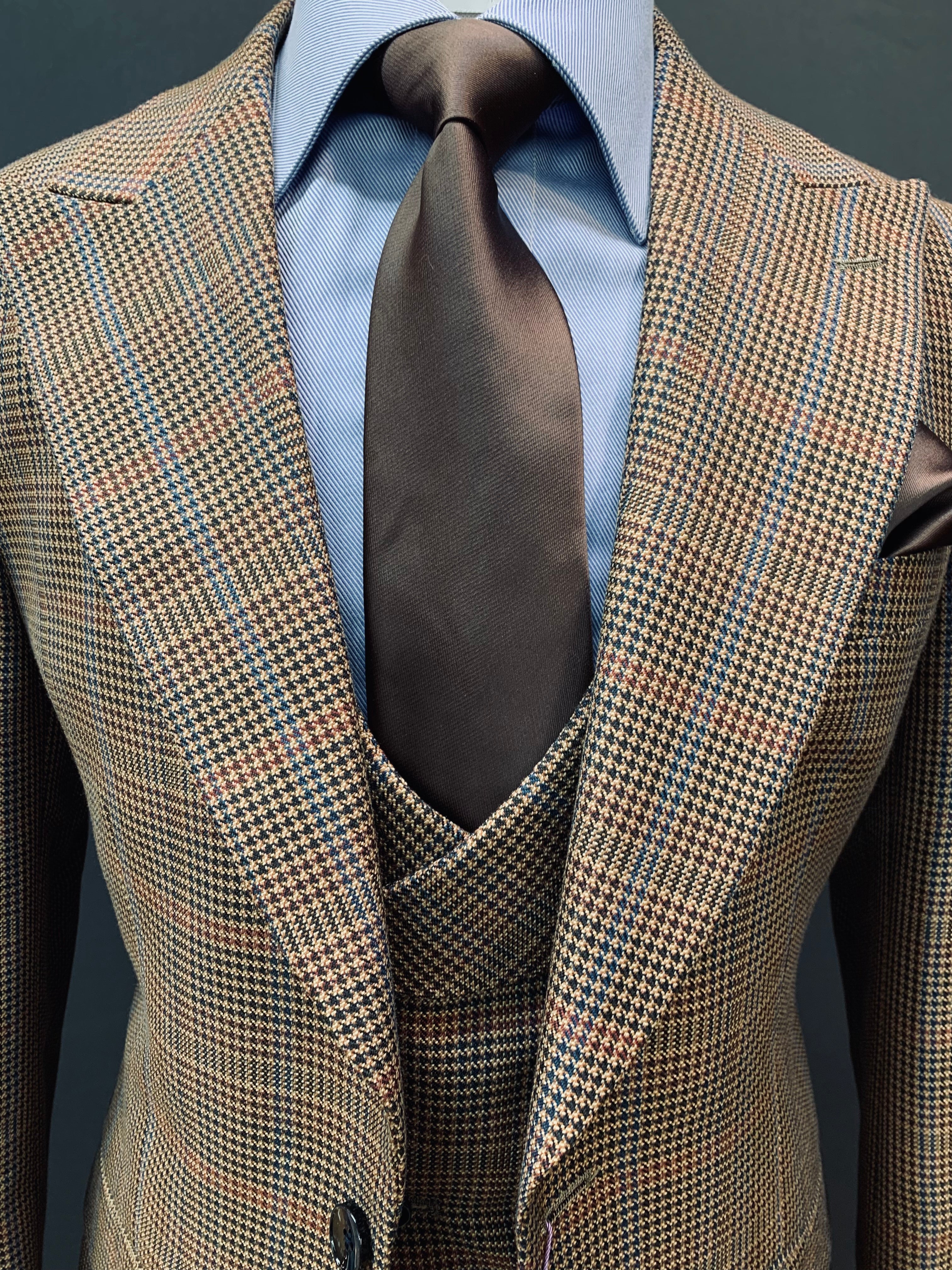 Canuti 3pc Modern Fit Brown Multicolored GlenPlaid