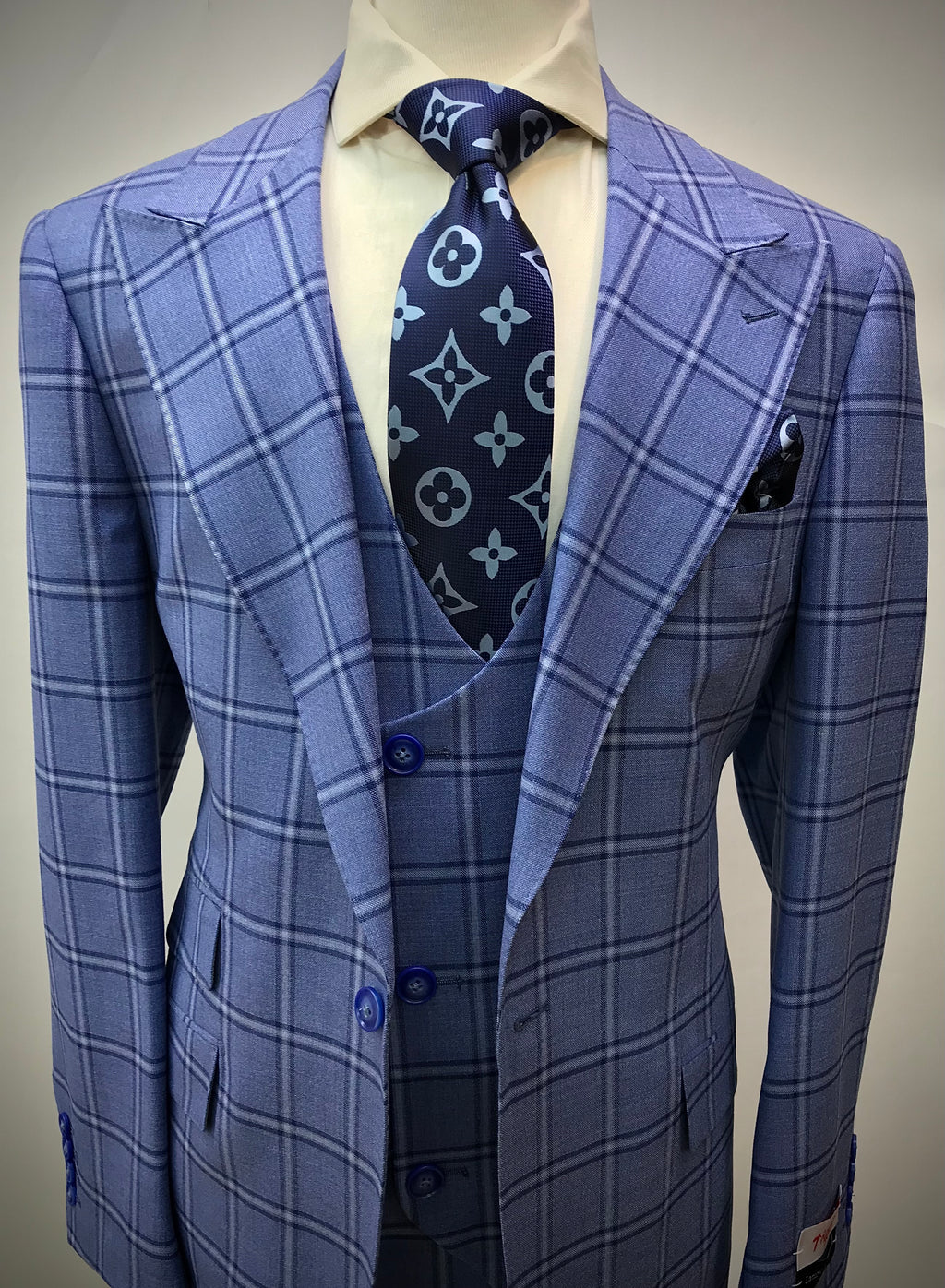 Tiglio Luxe Navy with Light Blue Windowpane Pistoia, Modern Fit Pure Wool Men’s Suit TL4235 main image 0