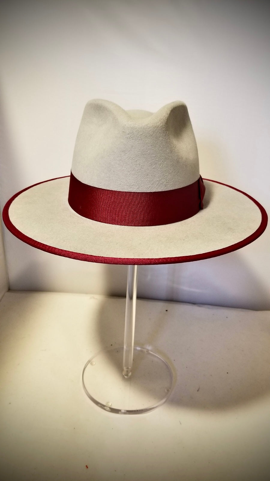 Stitch by Stitch Premium Hat Gray/w Burgundy Ribbon & Binding