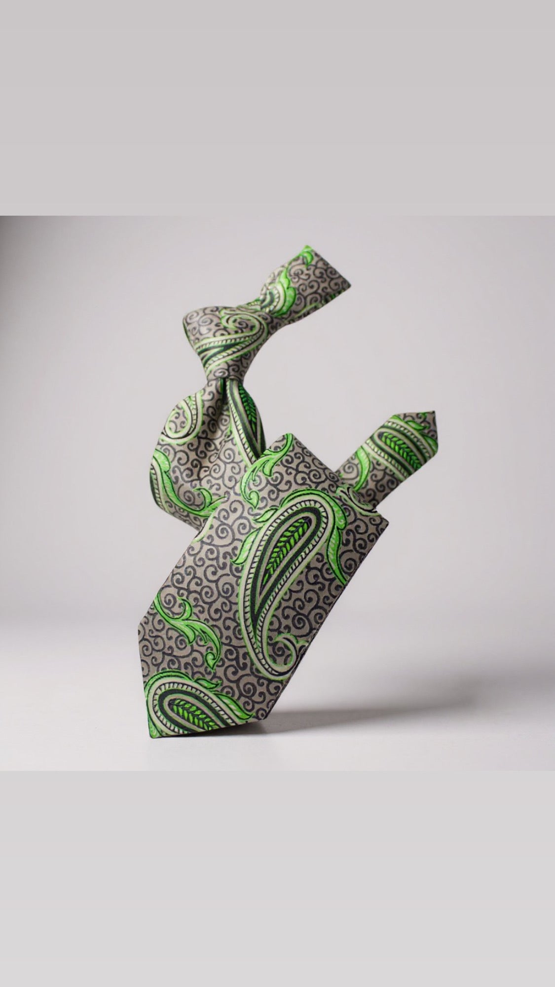 Krazy Paisley Silver/Grey & Green Tie