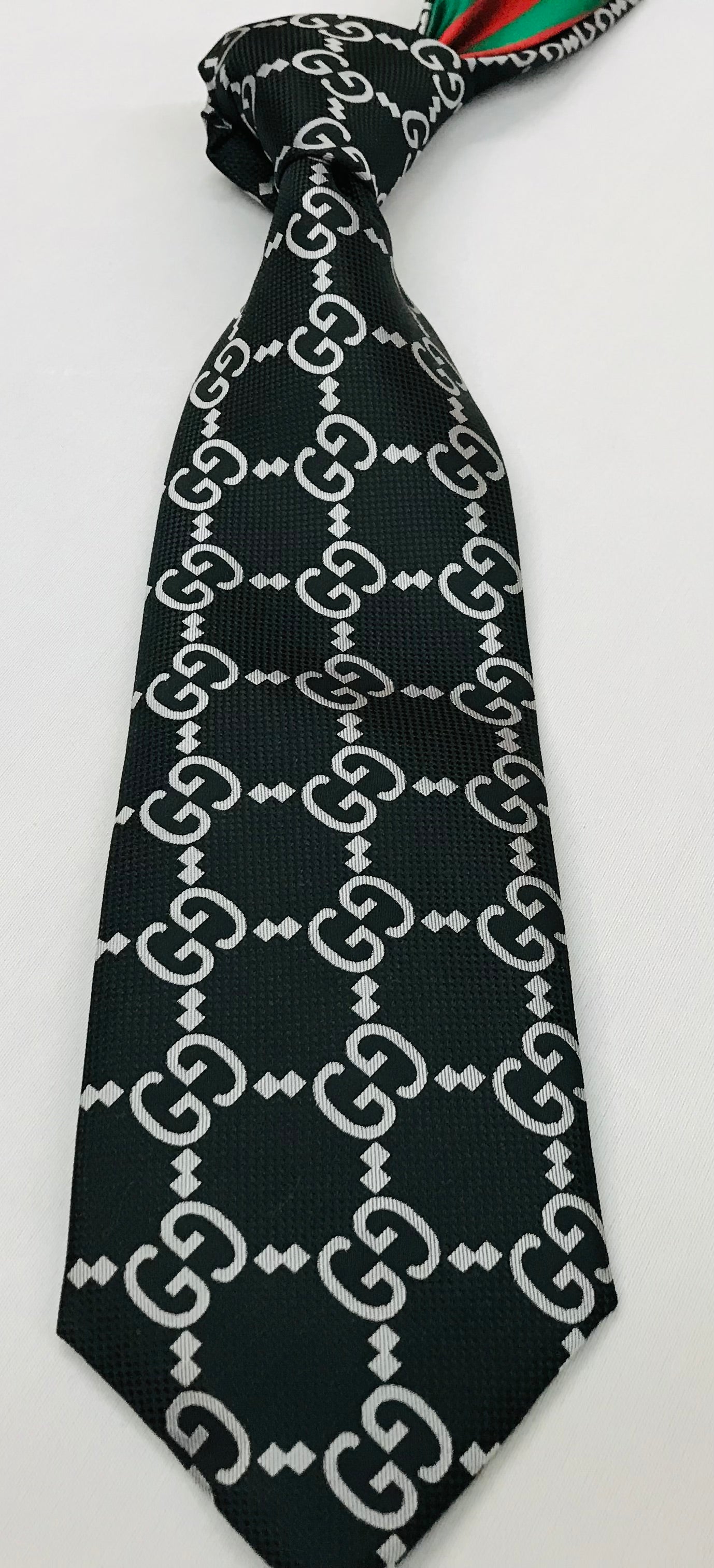 Gucci Black/Silver Tie