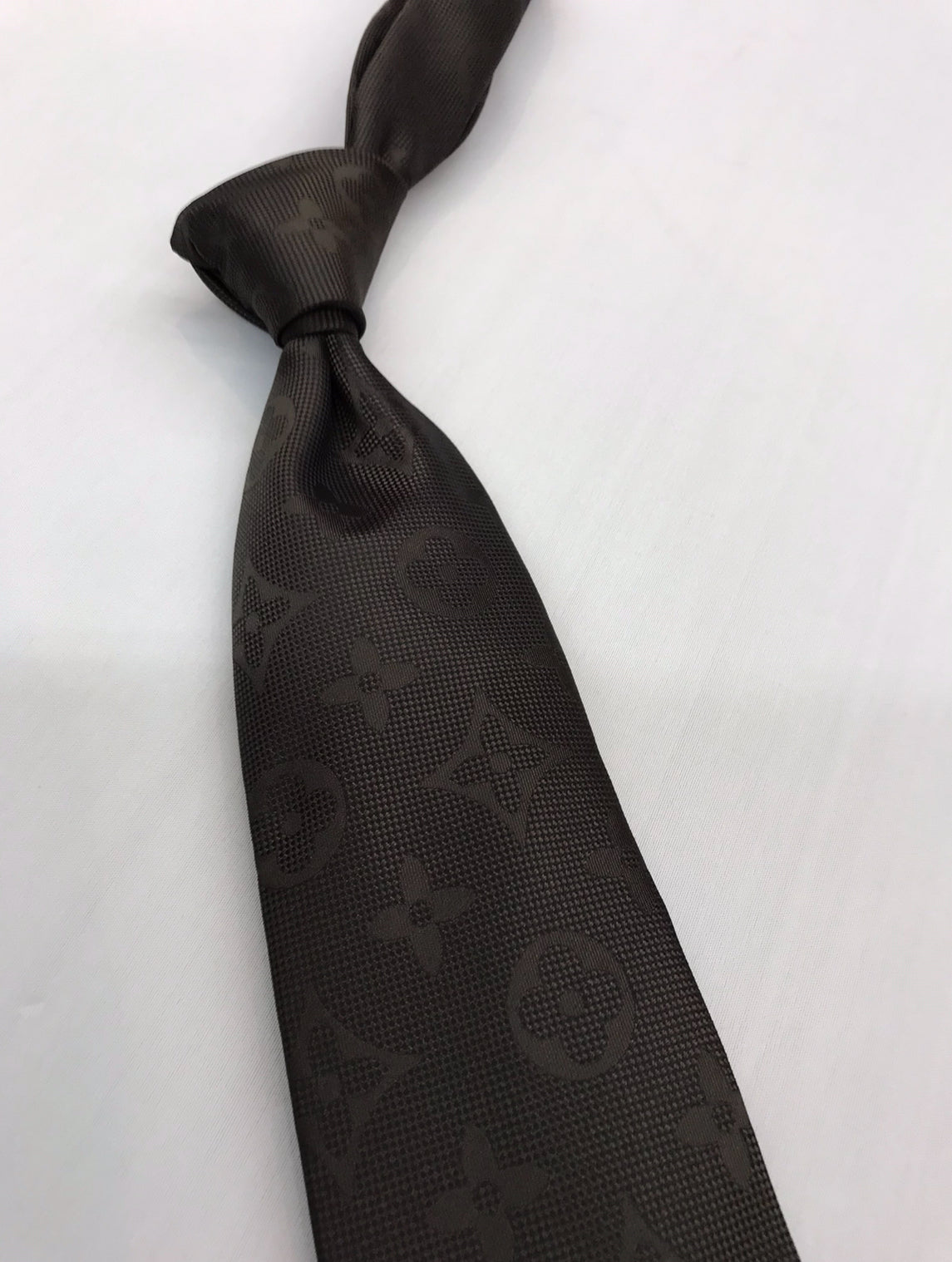 LV Brown Tone on Tone Tie