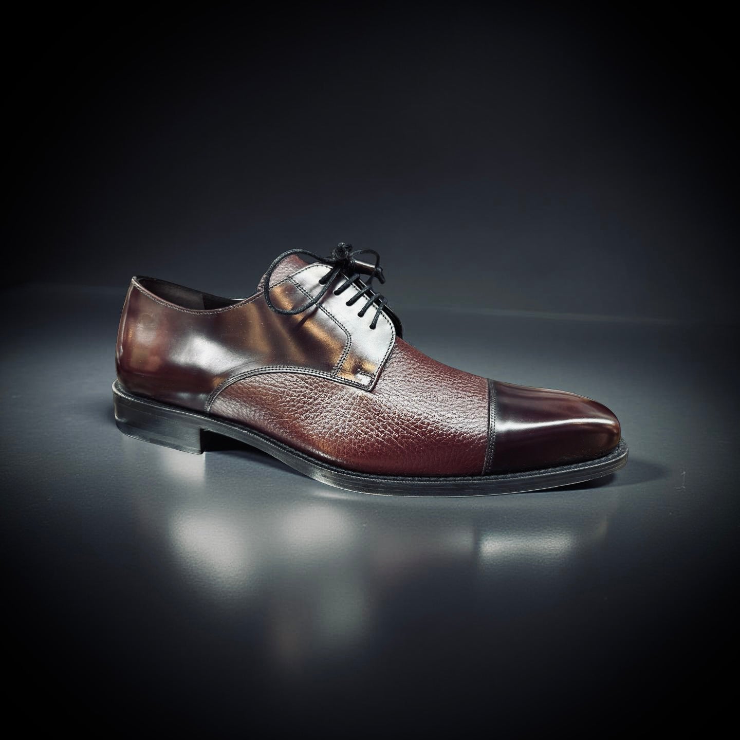 Mezlan Burgundy Soka