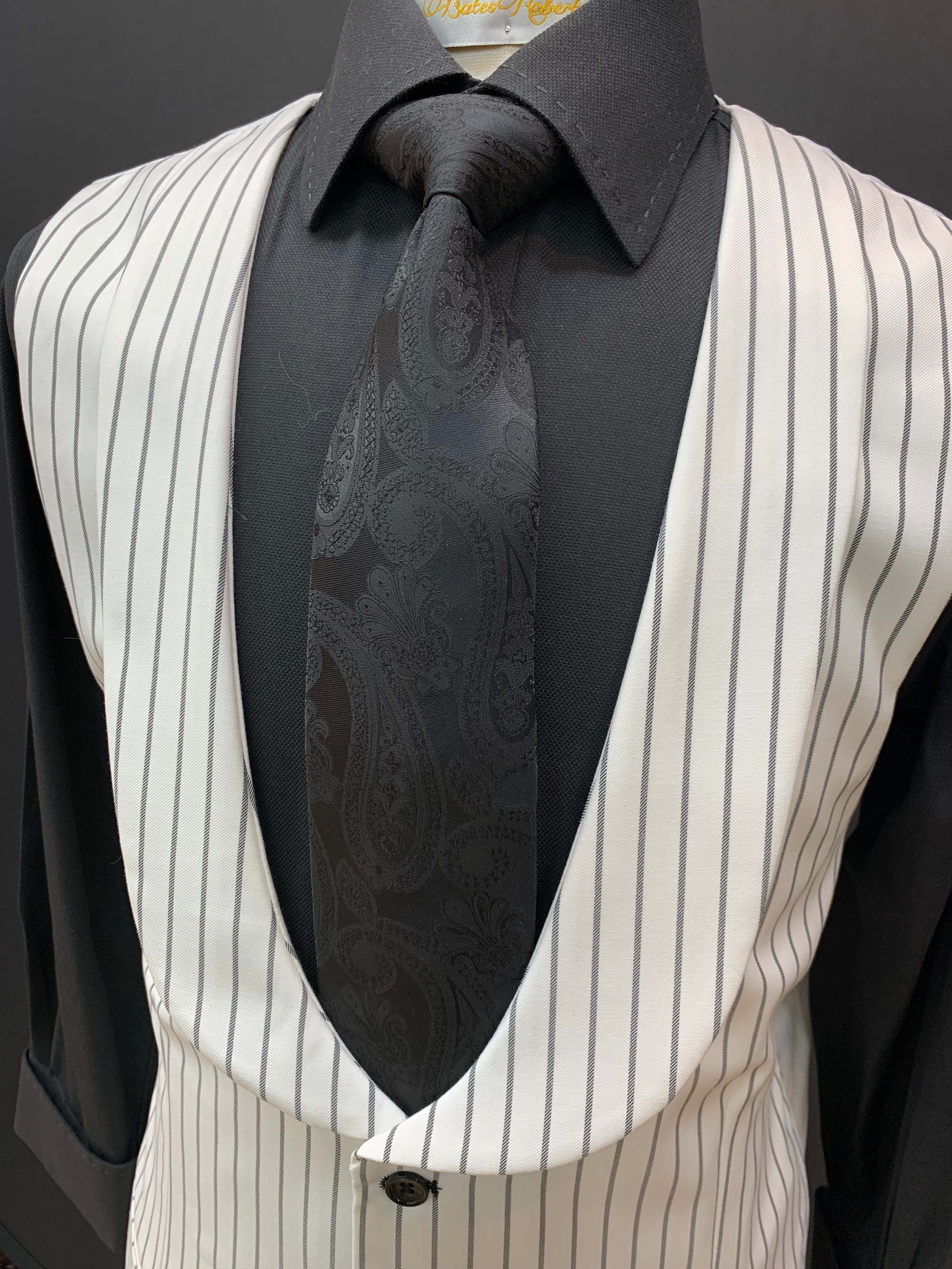 Rossi Man Slim Fit White w/Black Pinstripe 3pc